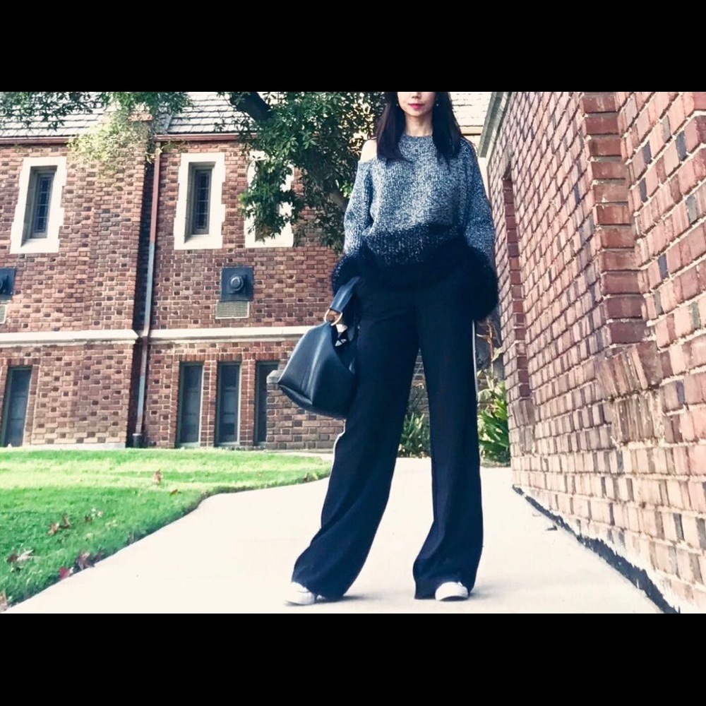 Sweater - Picture 3 of 3